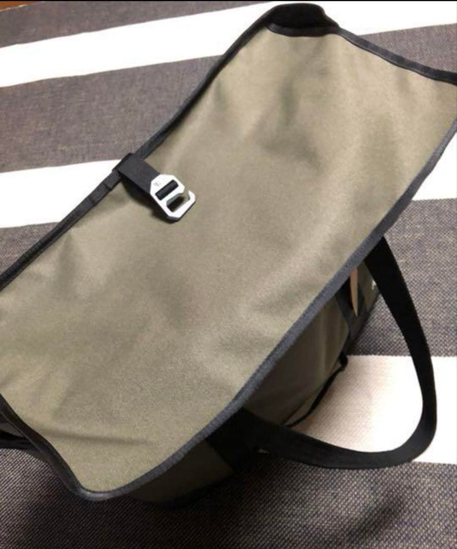 The North Face ボストンバッグ 大きめ オリーブグリーン