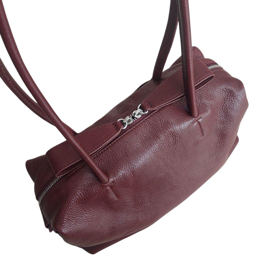 人気✨イアパピヨネ　ロングハンドル　ボストンバッグ　ボルドー