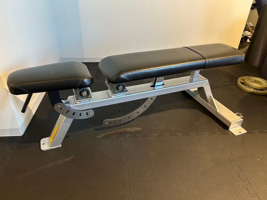 Think Fitnessパワービルダーアジャスタブルベンチ ゴールドジム⑤