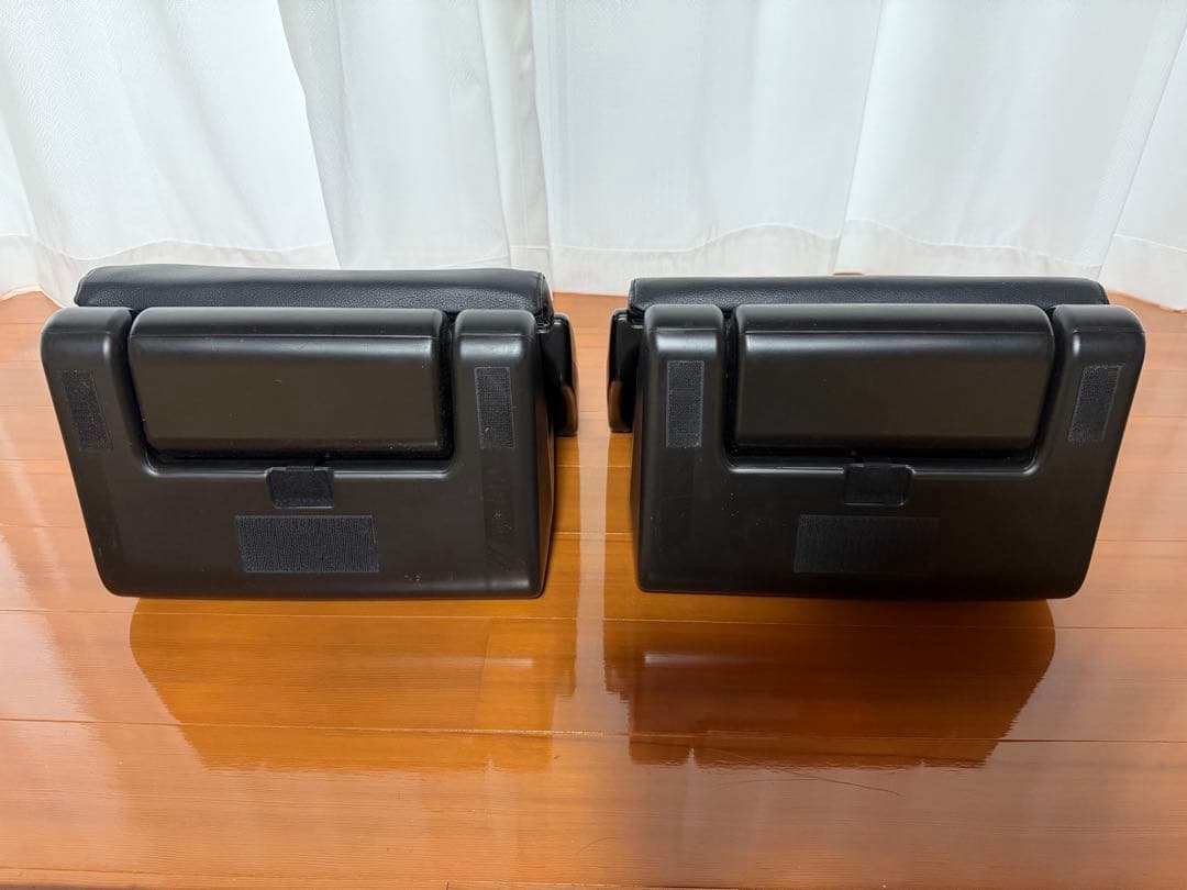 トヨタ純正オットマン2個セット　エスクァイア・ヴォクシー・ノア