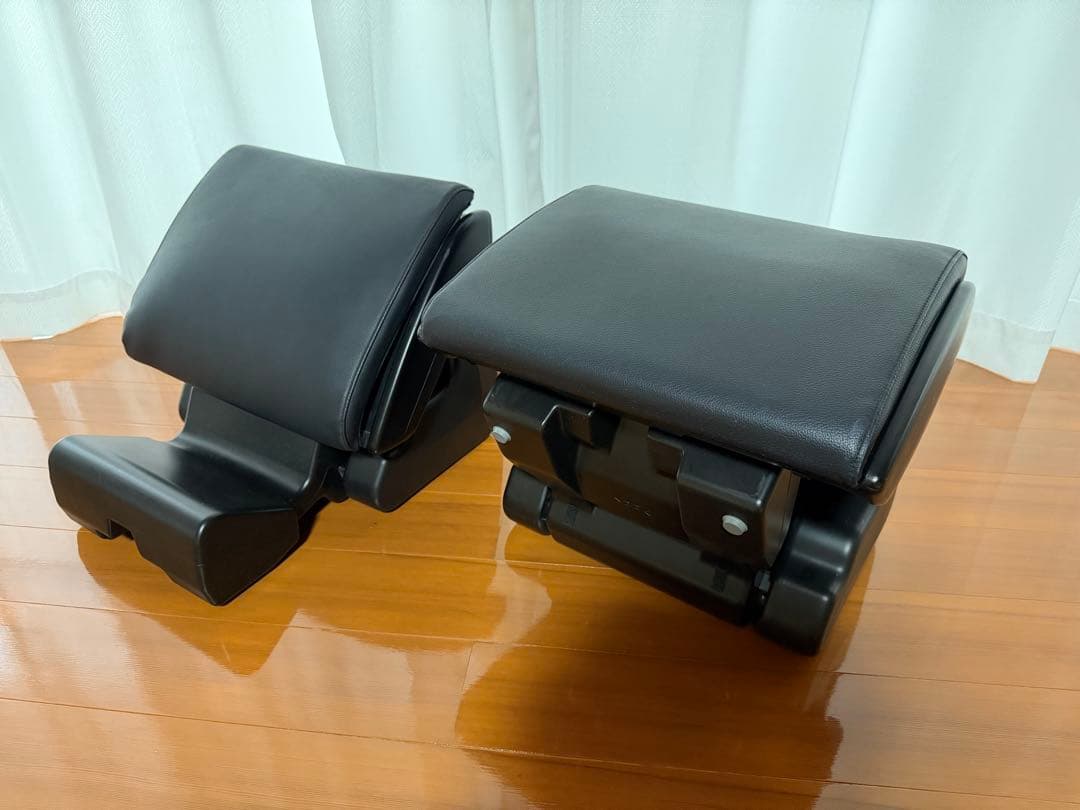 トヨタ純正オットマン2個セット　エスクァイア・ヴォクシー・ノア