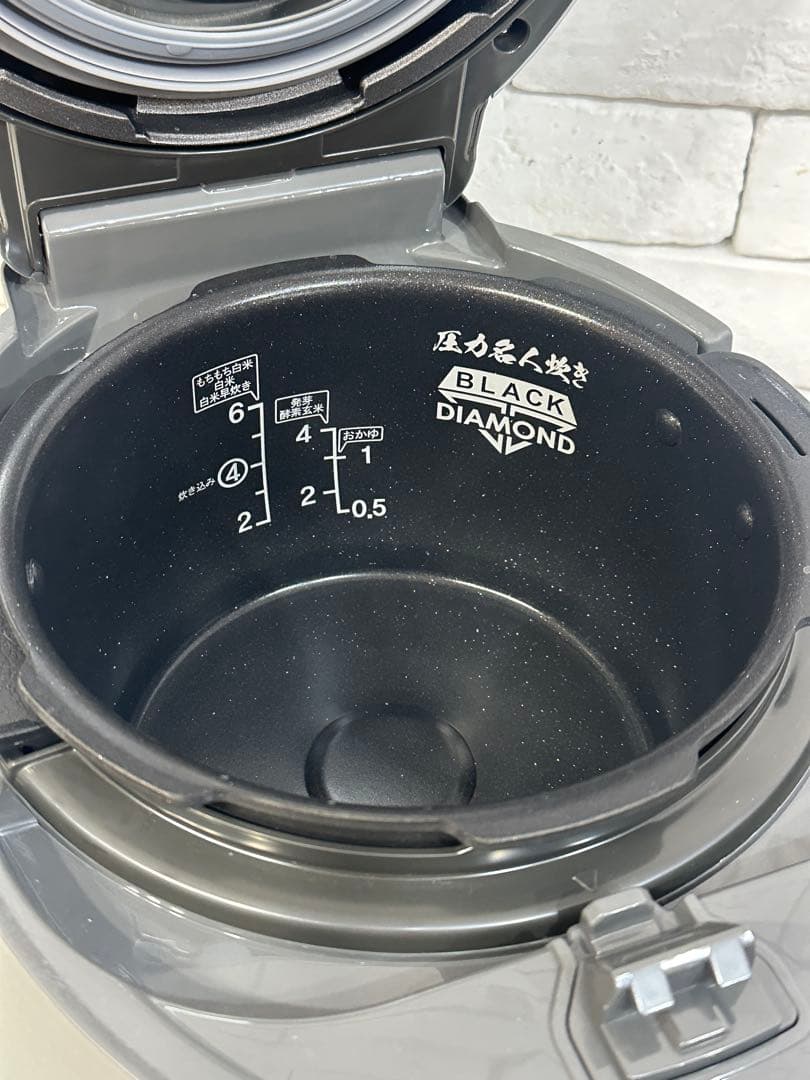 【東京都23区内は送料無料】cuckoo 圧力　無力　炊飯器　玄米　CRP