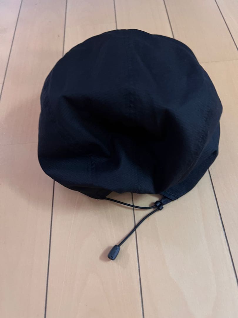 アークテリクス　エアリオス 5 パネル キャップ