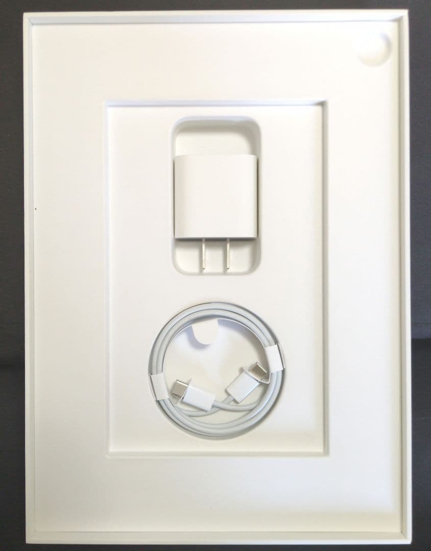 iPad Air 4(第4世代)Wi-Fiモデル 64GB