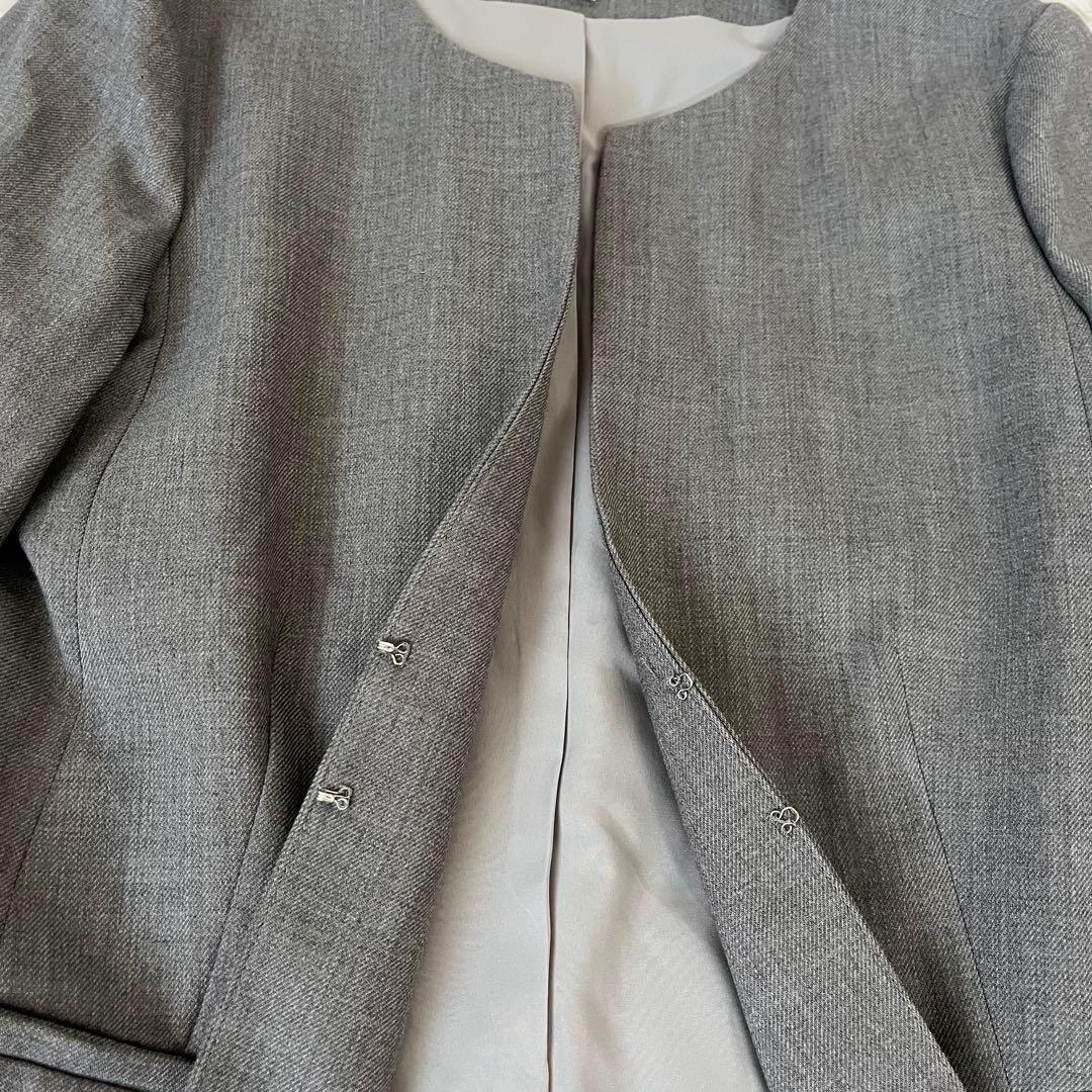 美品 ナチュラルビューティーベーシック　スーツ　セットアップ グレー M
