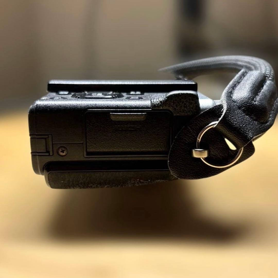 Fujifilm X70 富士フイルム カメラ