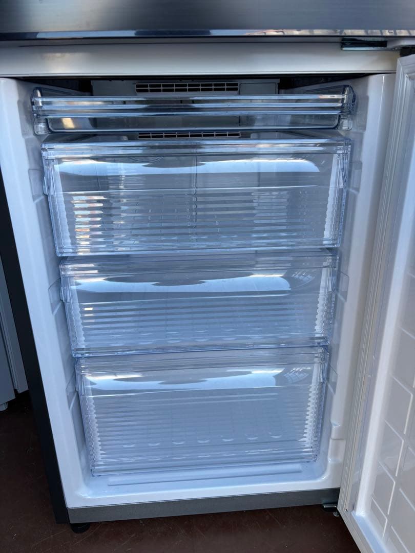 女性オーナー！SHARP冷蔵庫（2024年製） 310L SJ-PD31K-B