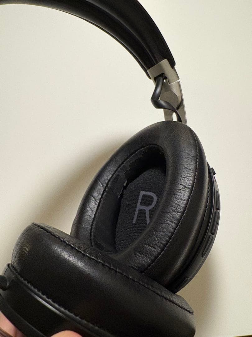 Sennheiser ゼンハイザー Momentum 3 ヘッドホン