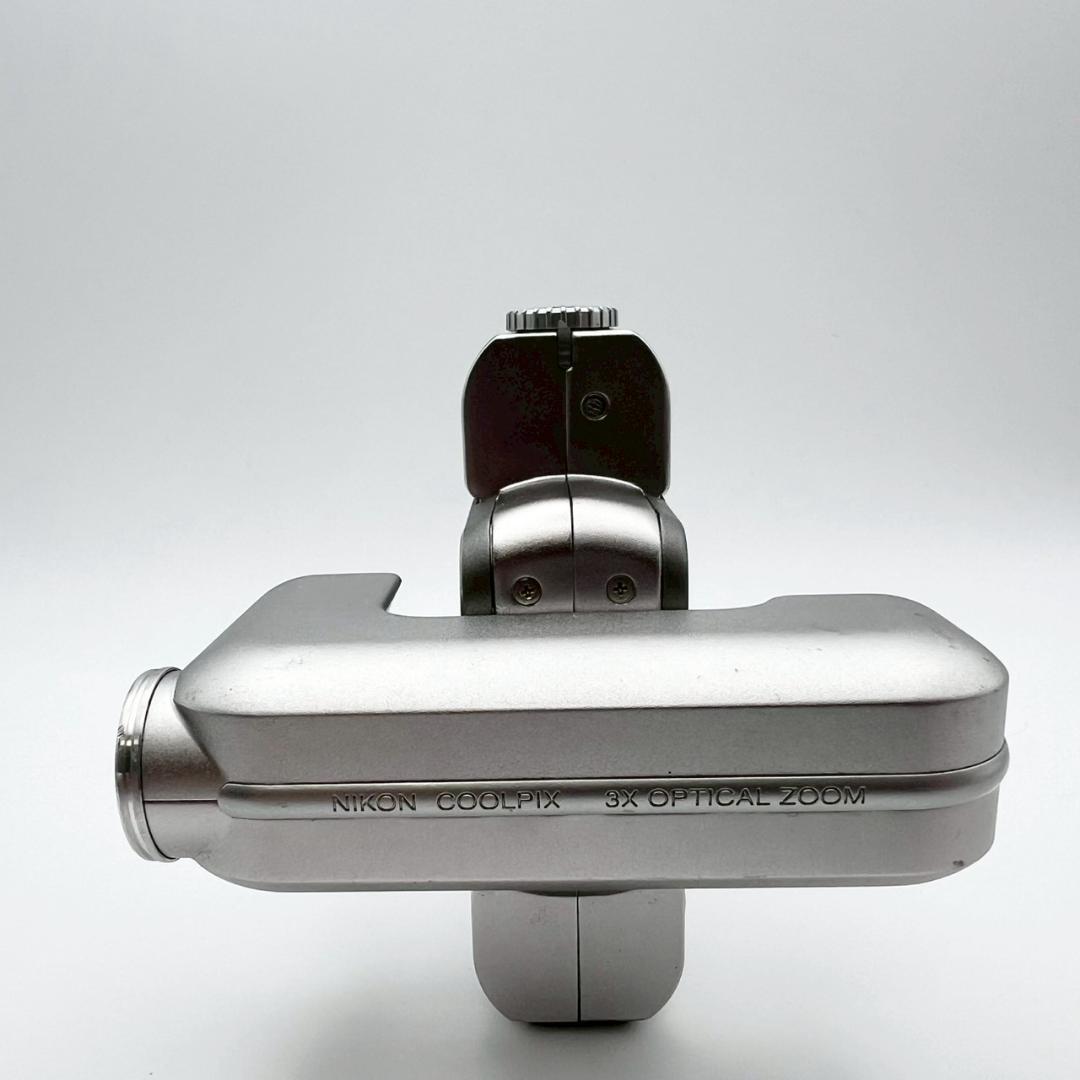 【完動品】Nikon COOLPIX SQ コンデジ シルバー 動作確認済