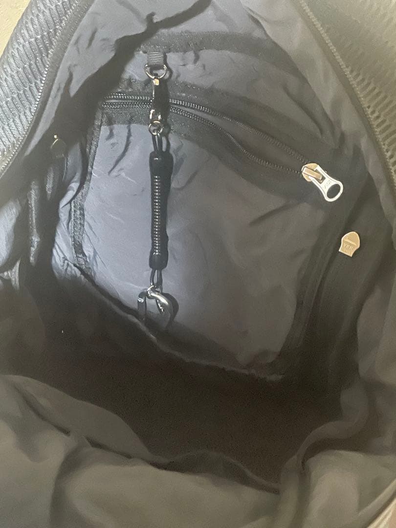 qbag paris louvre parents ダークグレー