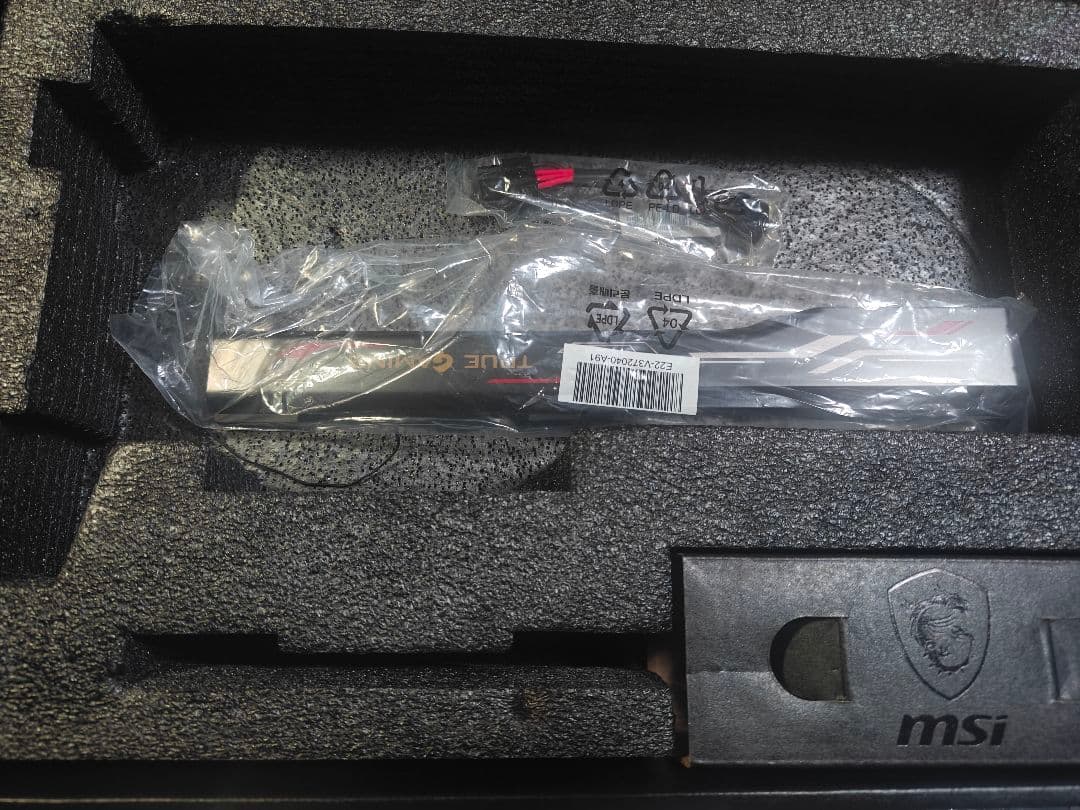 グラフィックボード・グラボ・ビデオカード MSI GeForce RTX 2080 Ti Gaming X Trio