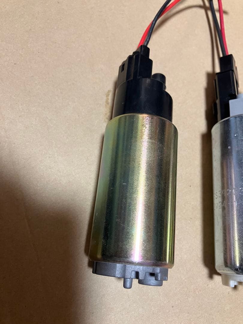 値下げ。東名 フェールポンプ 燃料ポンプ おまけ付き 動作確認済 R33