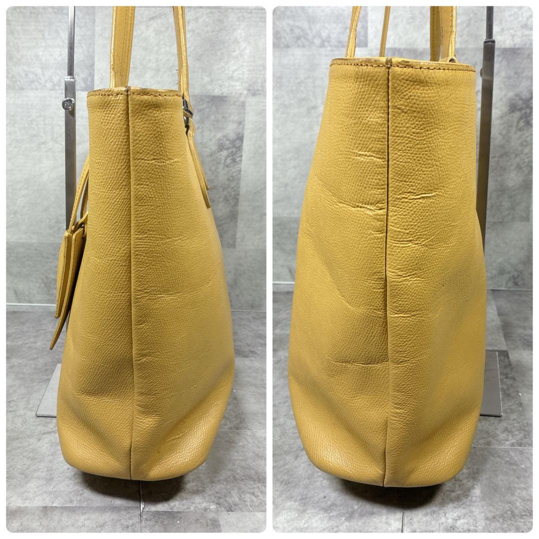 【良品】✨PELLE MORBIDA レザー　2wayトートバック　大容量 YE