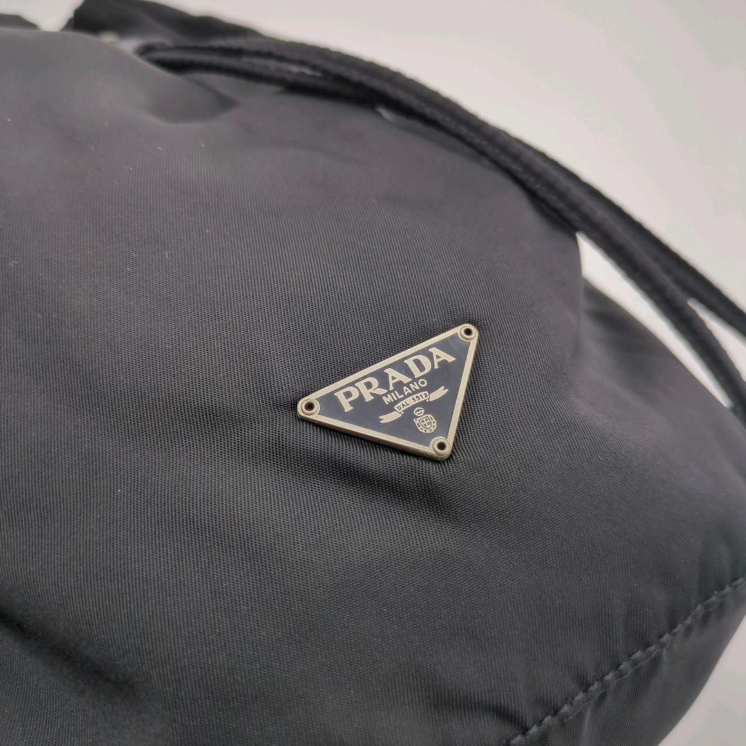 【良品・希少】プラダ☆ポーチ 三角プレート ナイロン テスート 巾着 ブラック