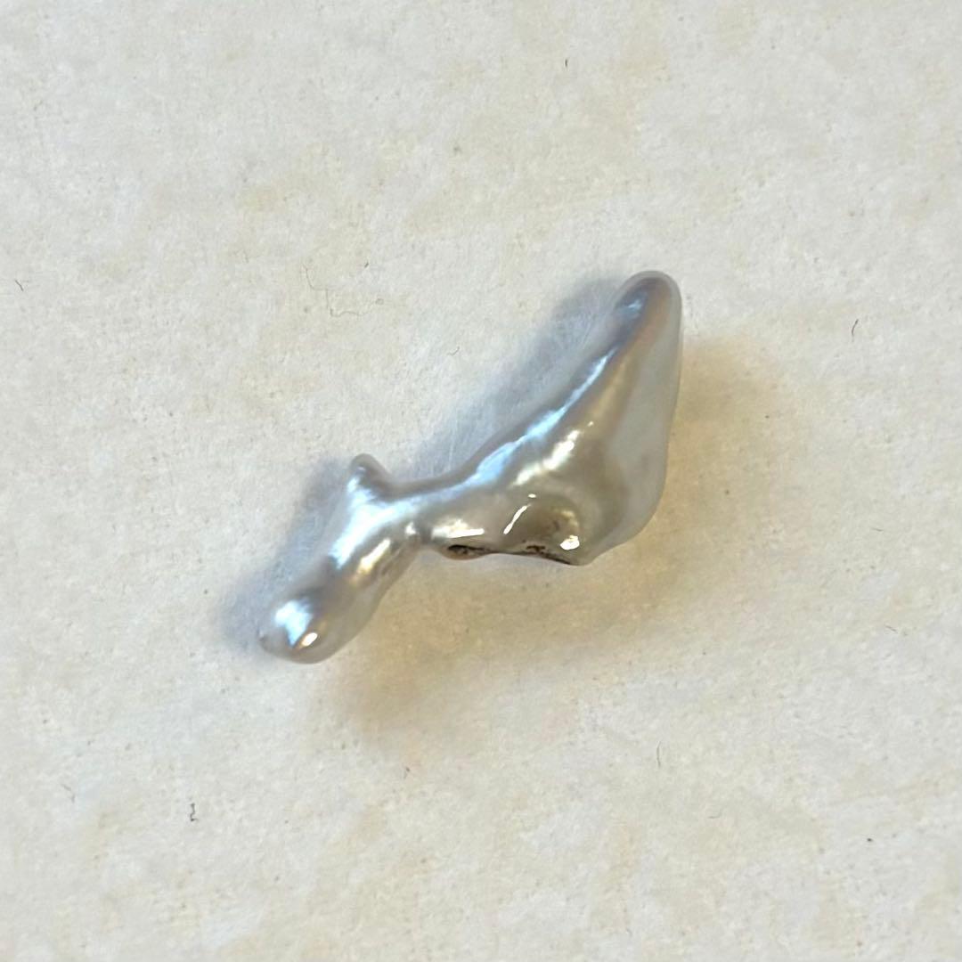 パール　ルース　南洋真珠　白蝶ケシ　変形リーフ　５pcs