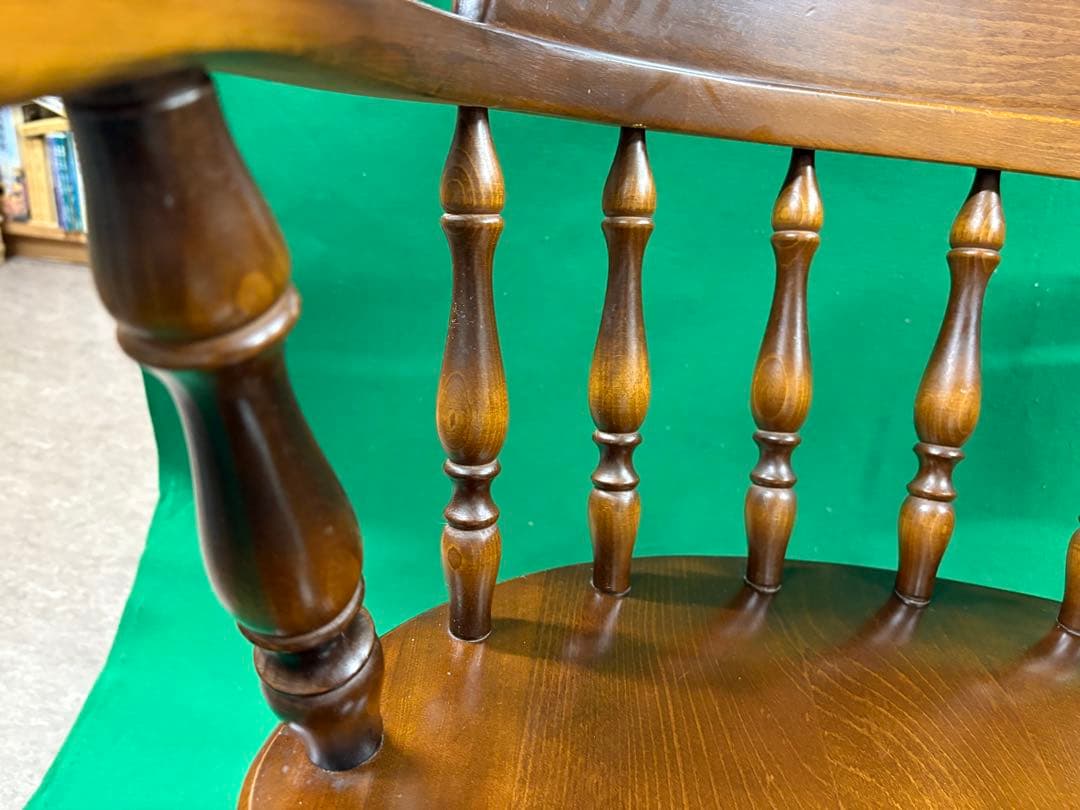 ②飛騨産業 キツツキマーク ウィンザーチェア アームチェア 椅子 イス 木製