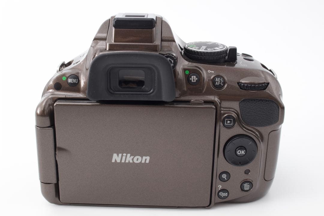 美品✨Nikon D5200 標準レンズ　希少カラー　ブロンズ　スマホ転送可能