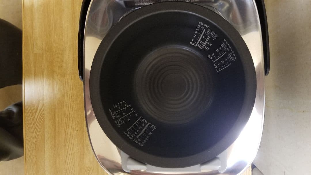 ☆2021年製☆東芝真空圧力IH炊飯器☆タッチパネル操作☆真空保温機能搭載