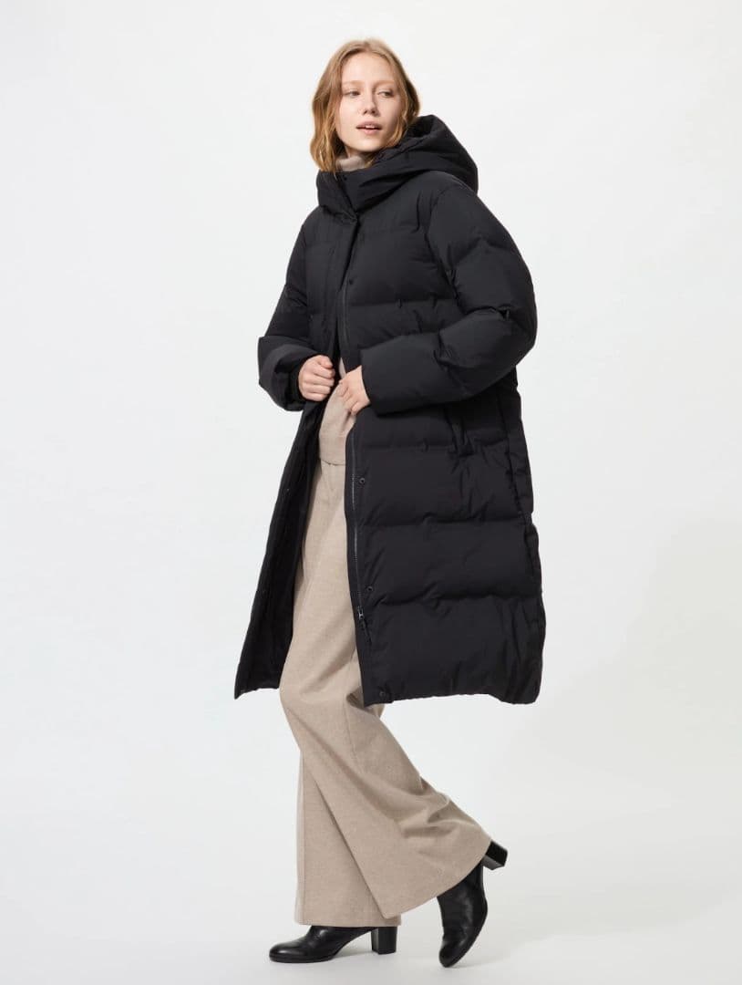 ユニクロ 2025年12月購入 ブラック シームレスダウンロングコート女性 L