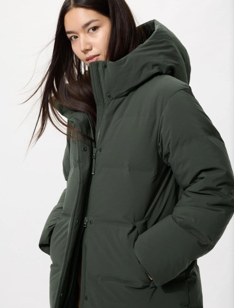 ユニクロ 2025年12月購入 ブラック シームレスダウンロングコート女性 L