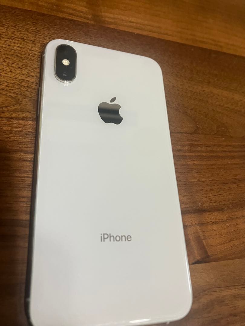Apple iPhone XS ホワイト