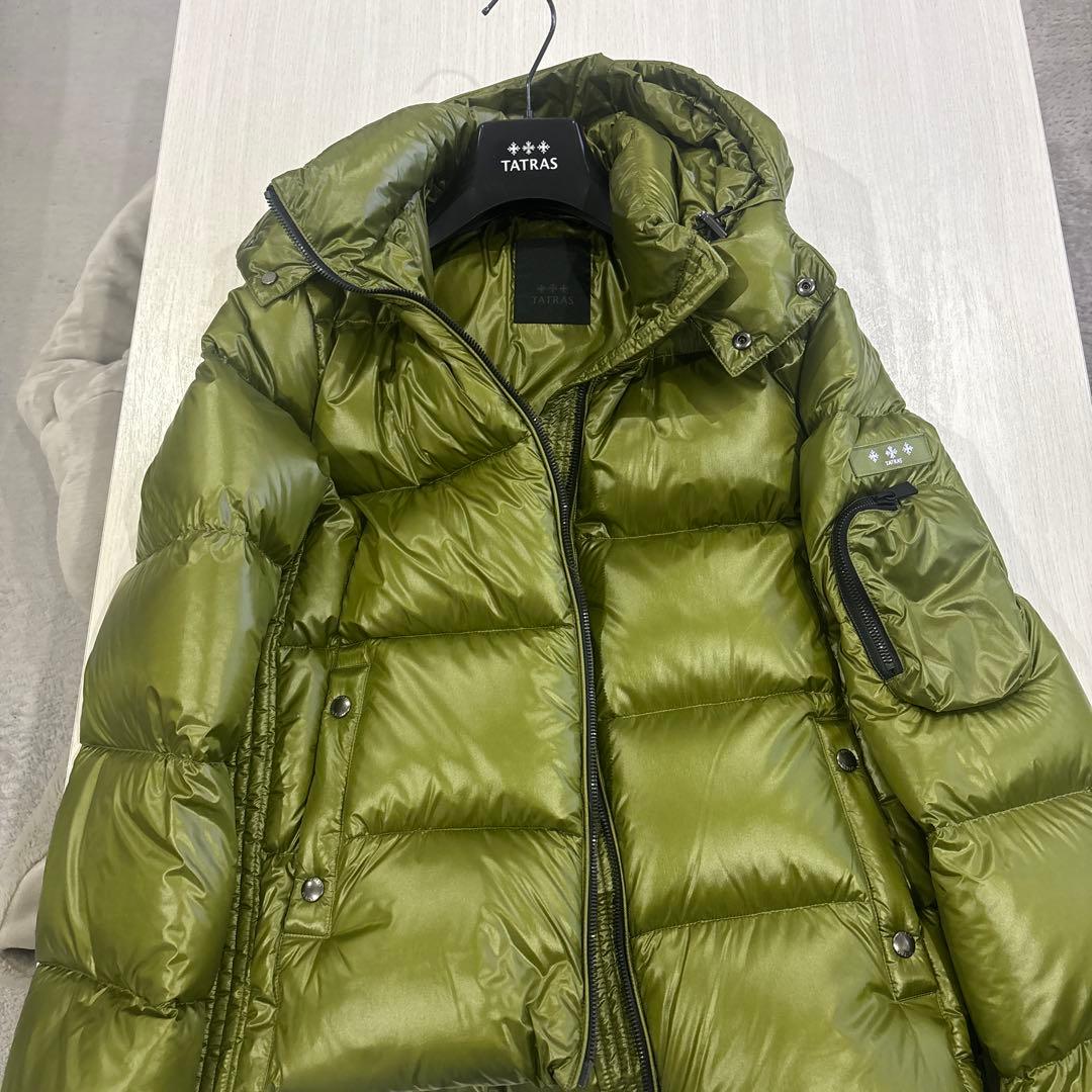 極美品TATRAS オリーブグリーン ダウンジャケット