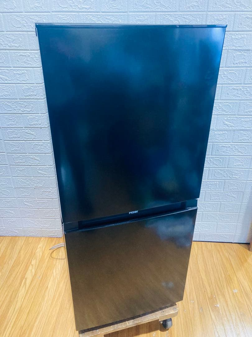 ③ ハイアール ノンフロン冷凍冷蔵庫 JR-NF121NJ