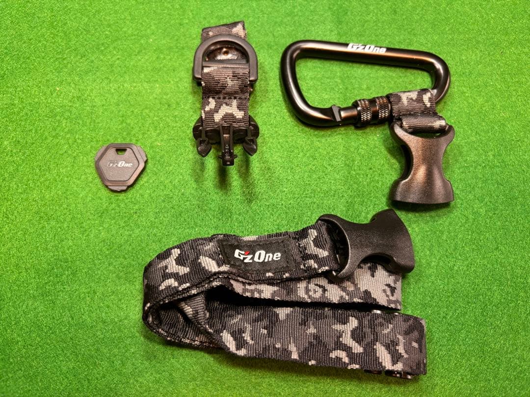 au G'zOne TYPE-XX (KYY31) 付属品有り