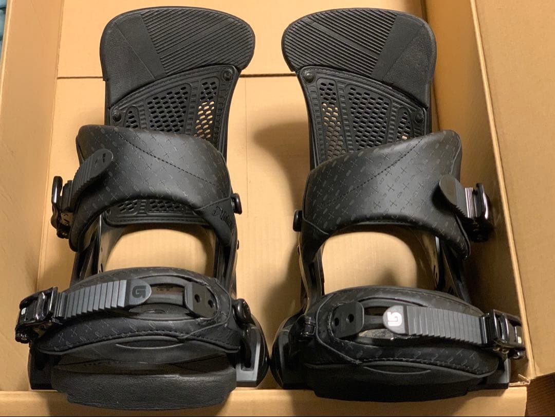 Burton Malavita EST ビンディング メンズ Mサイズ 黒色