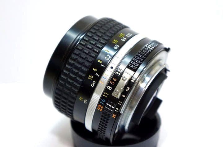 【広角/単焦点】 Nikon Ai-S 28mm F3.5