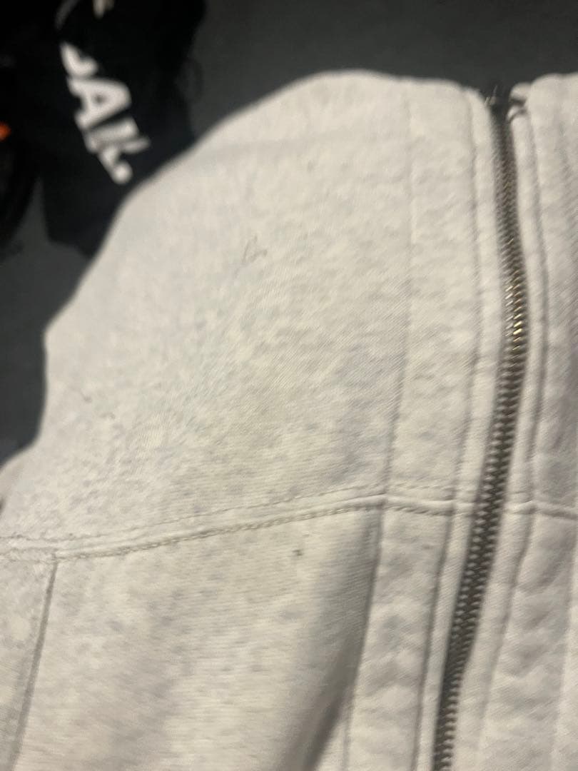 ビックポニー ジップパーカー