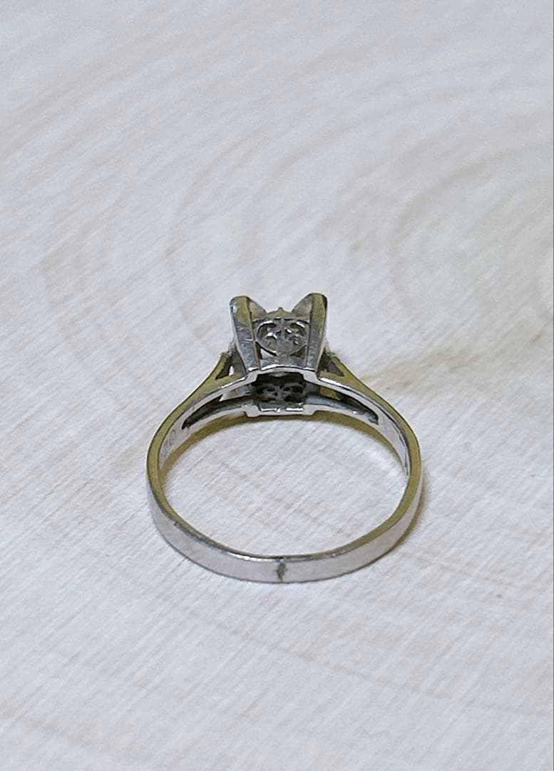 ダイヤモンド リング プラチナ