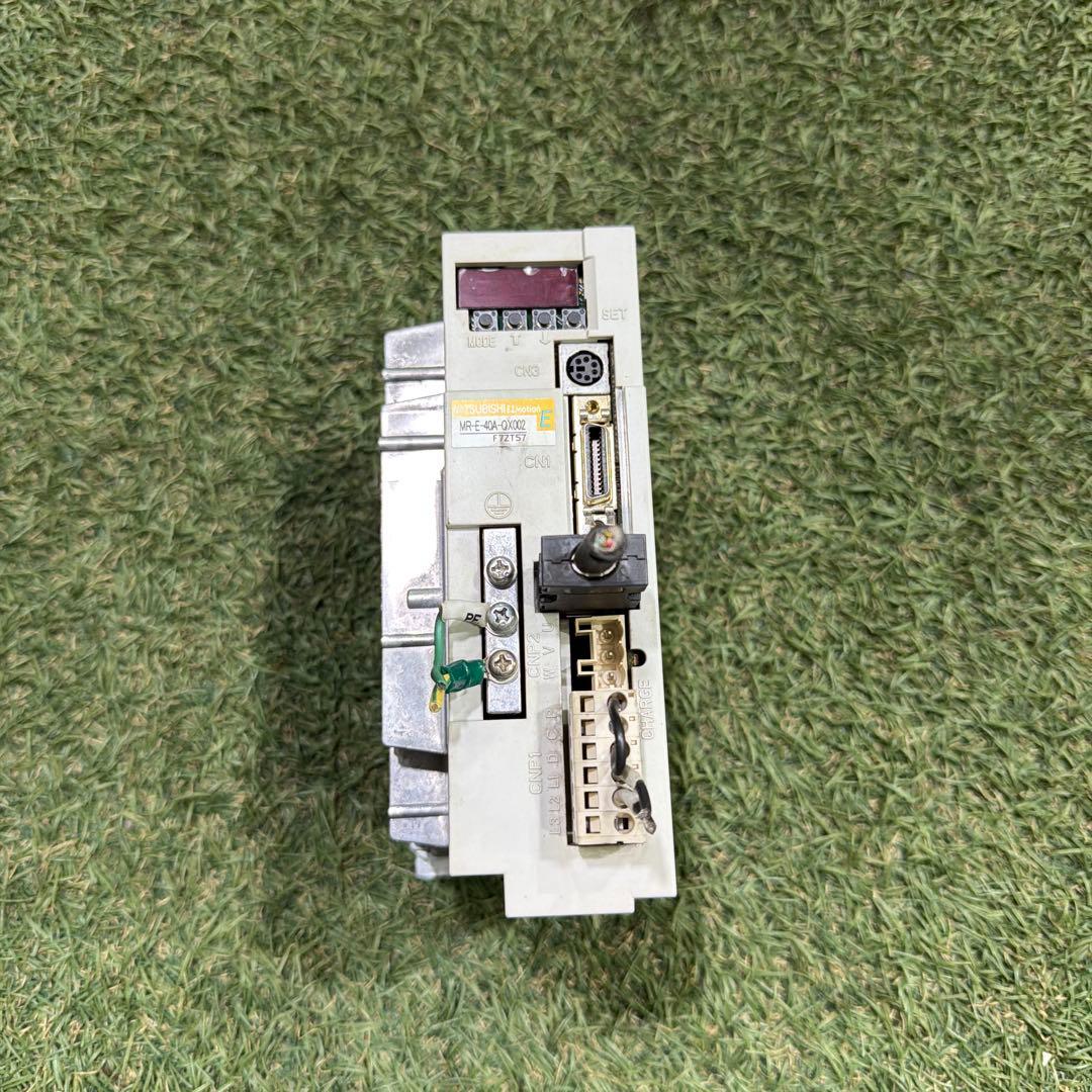 中古 三菱 AC サーボドライブ MR-E-40A-QX002 動作保証