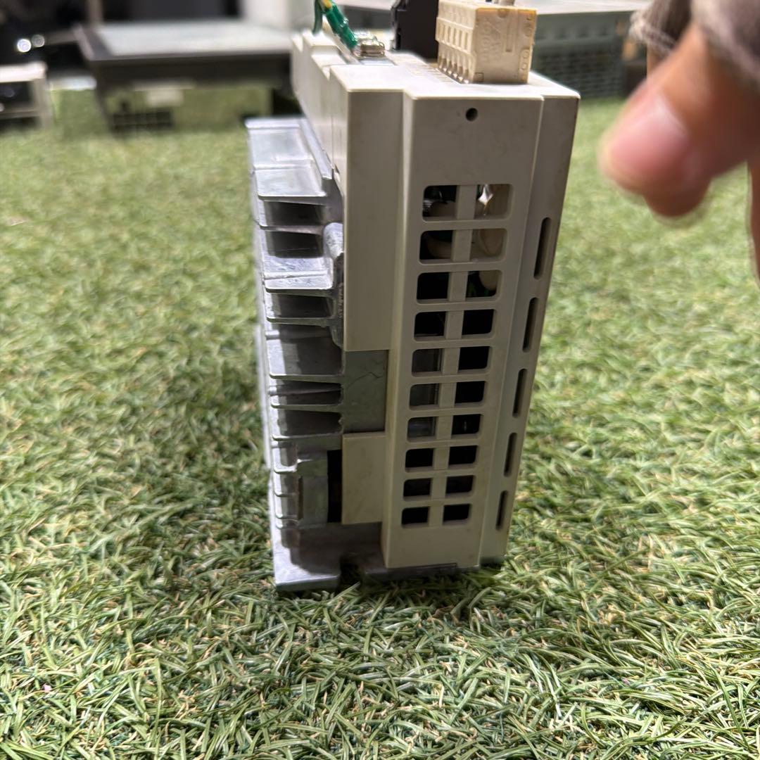 中古 三菱 AC サーボドライブ MR-E-40A-QX002 動作保証