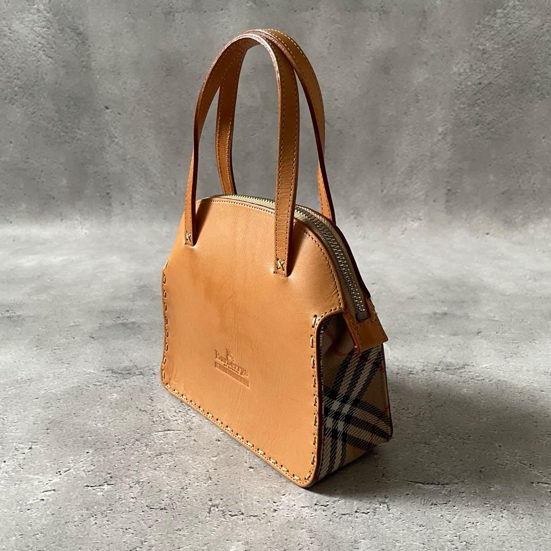 Vintage Burberry leather hand bag 型押しロゴ