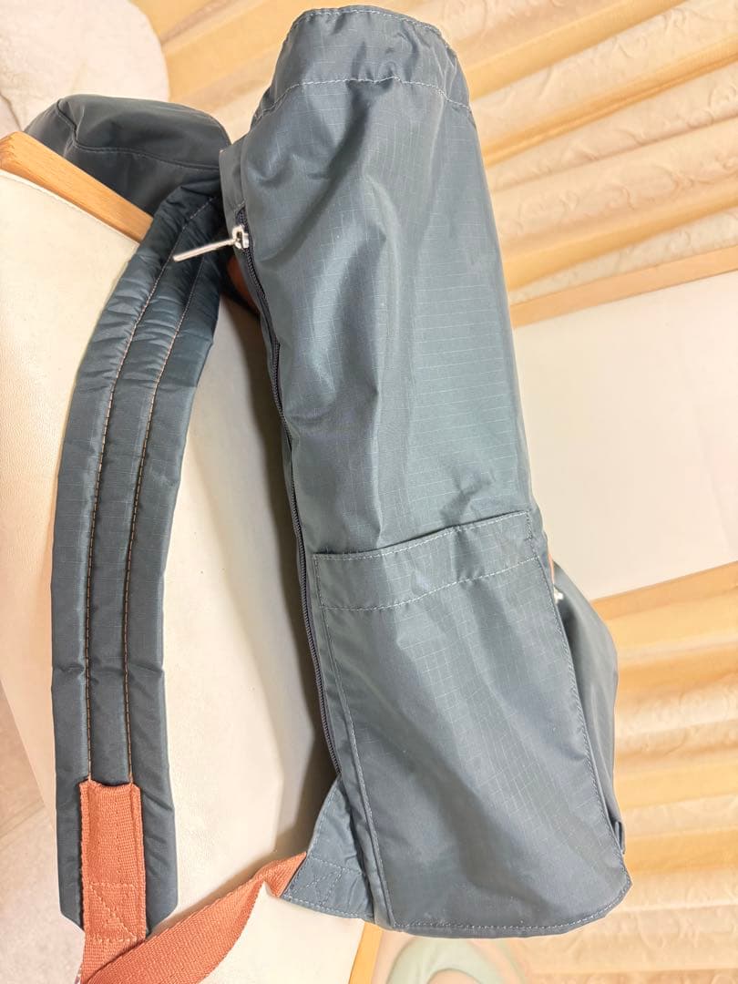 神崎恵✖️レスポートサック ダークグレー フラップ付きバックパック