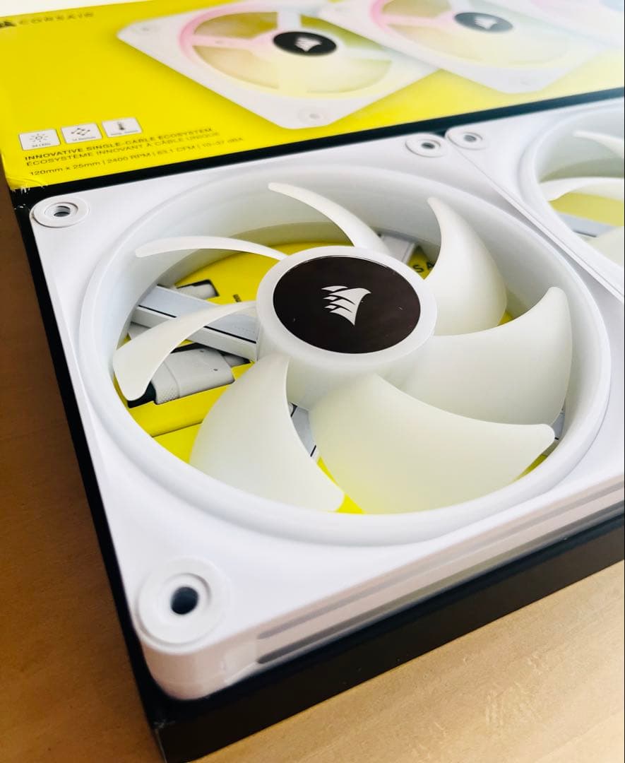 CORSAIR QX120 RGB ファン 3個セット　①