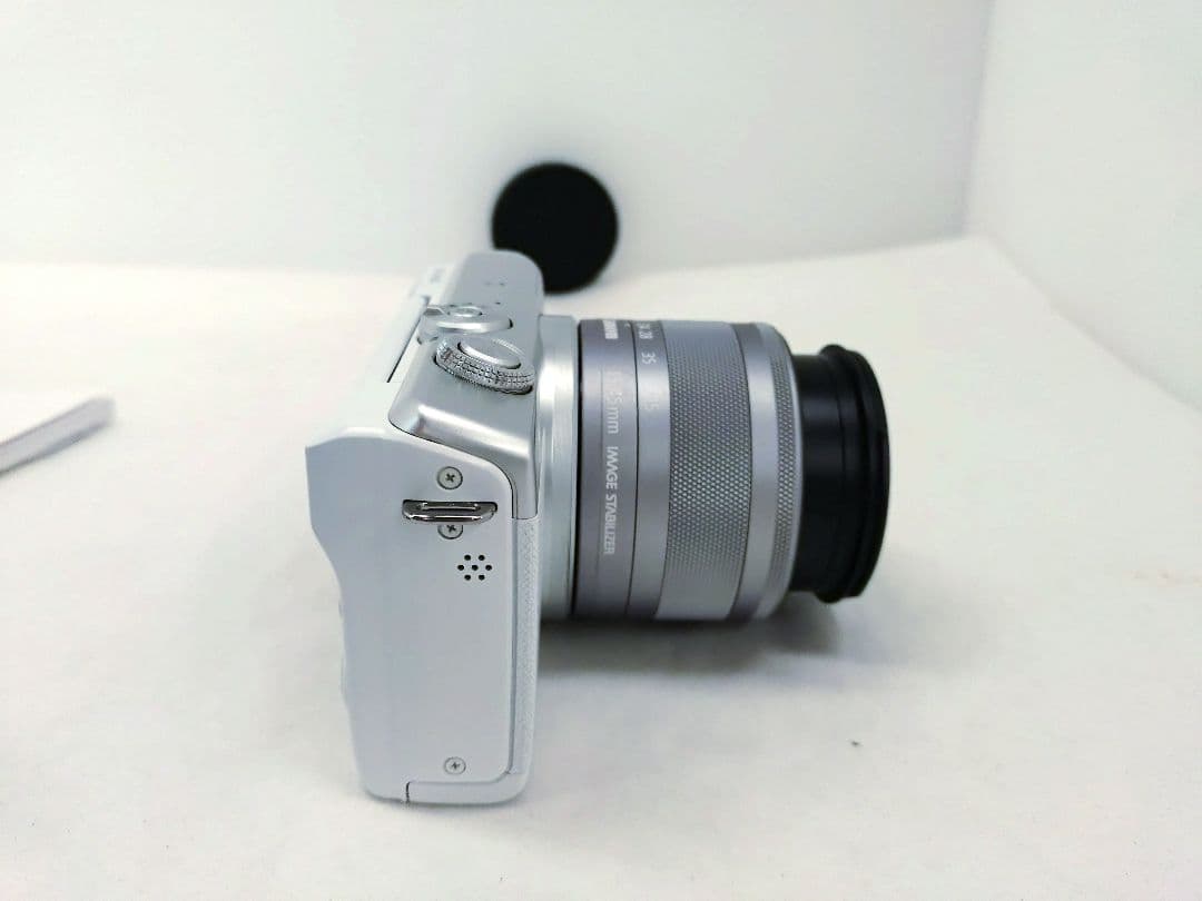 Canon EOS M200 EF-M14-45ｍｍレンズキットホワイト