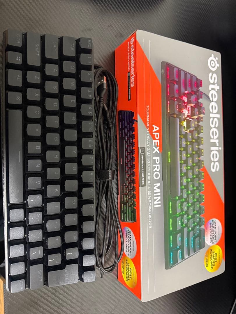 SteelSeries Apex Pro Mini メカニカルキーボード