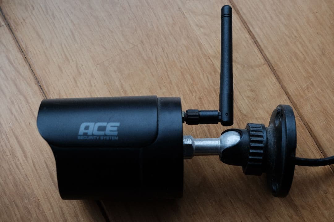 ACE ワイヤレス 防犯カメラ バリフォーカルレンズ採用 中古品