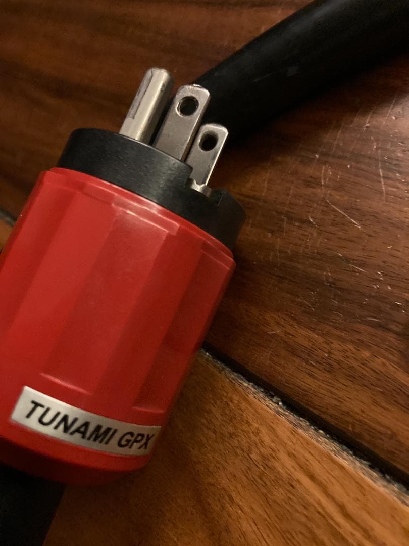 OYAIDE 電源ケーブル　TUNAMI GPX 1.8m