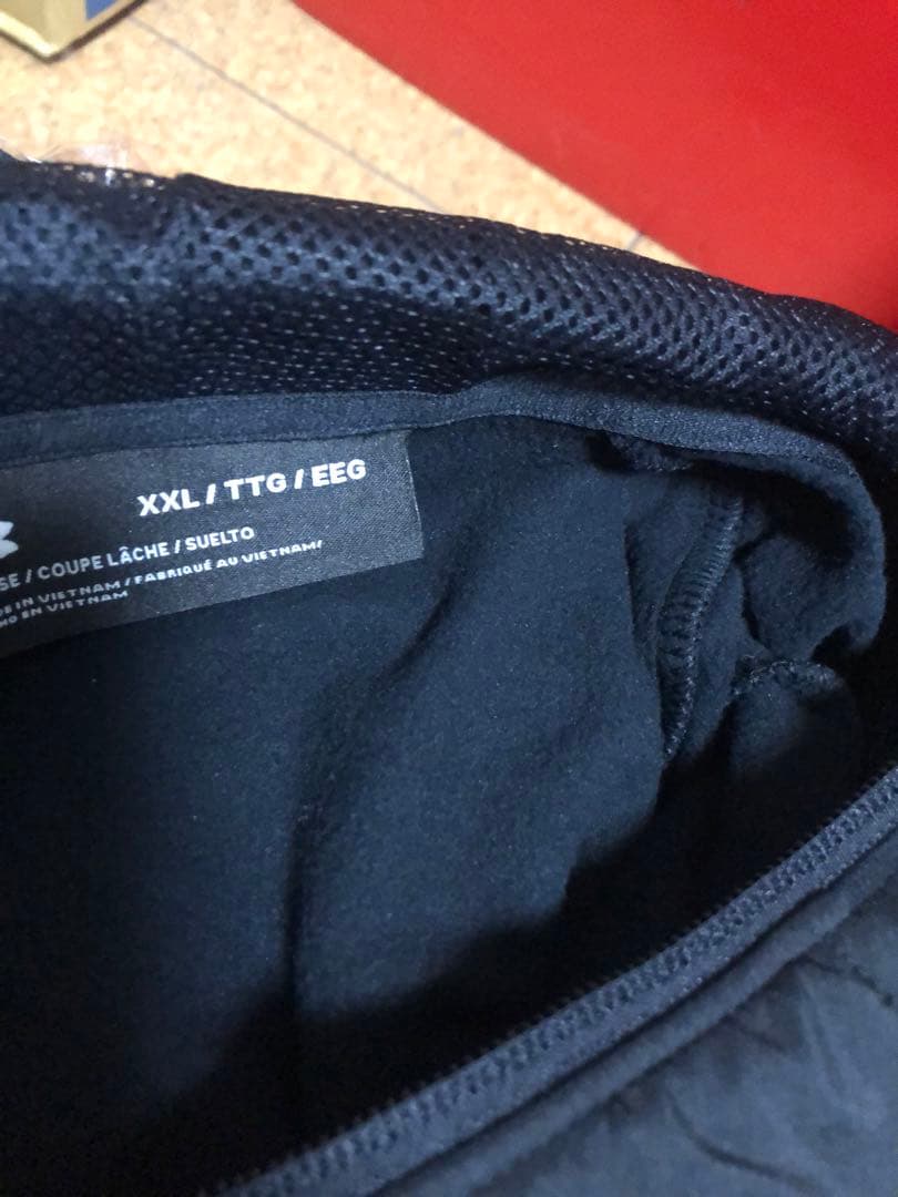 アンダーアーマー　セットアップ サイズ　　XXL