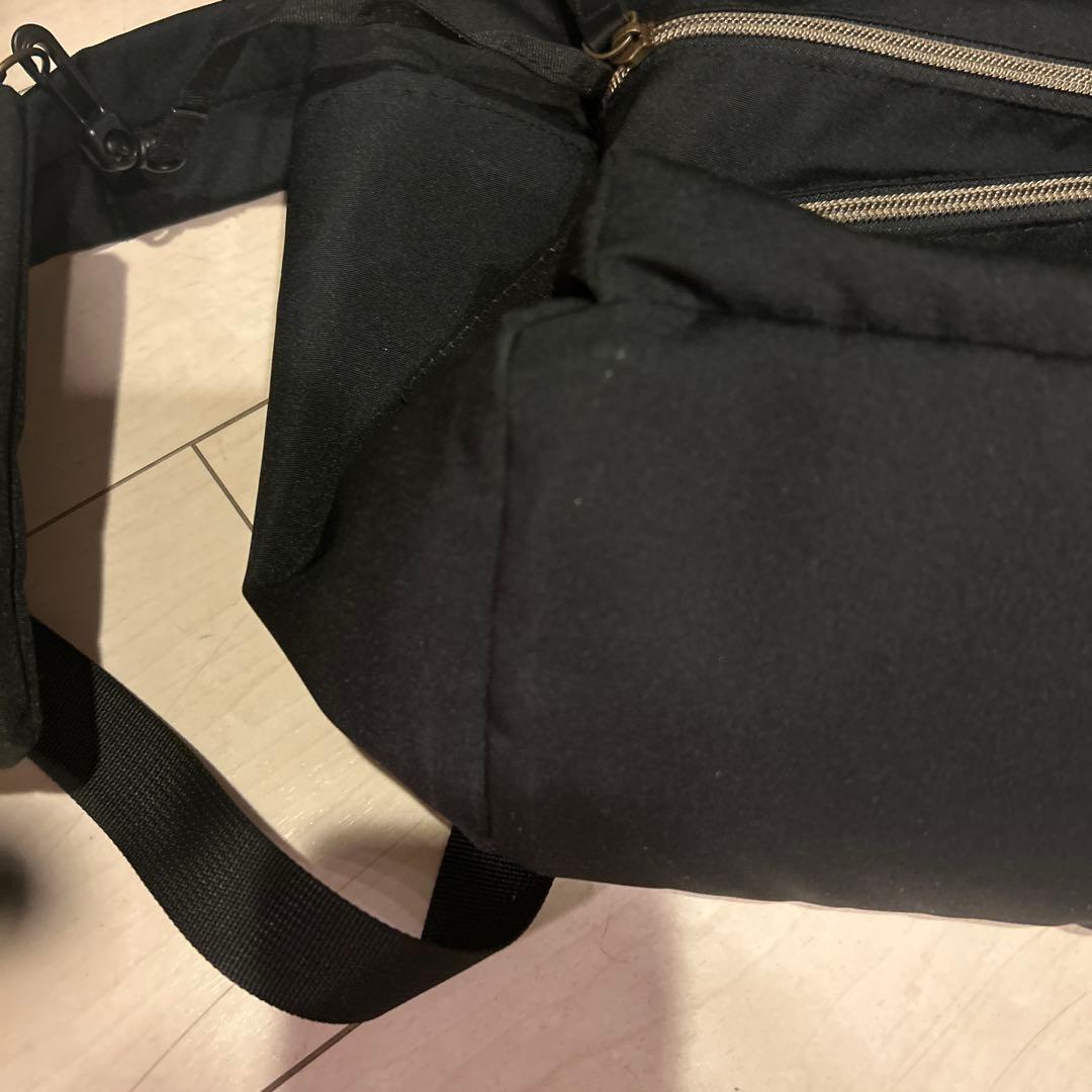 ファミリア　ブラック マザーズバッグ ポーチ付き