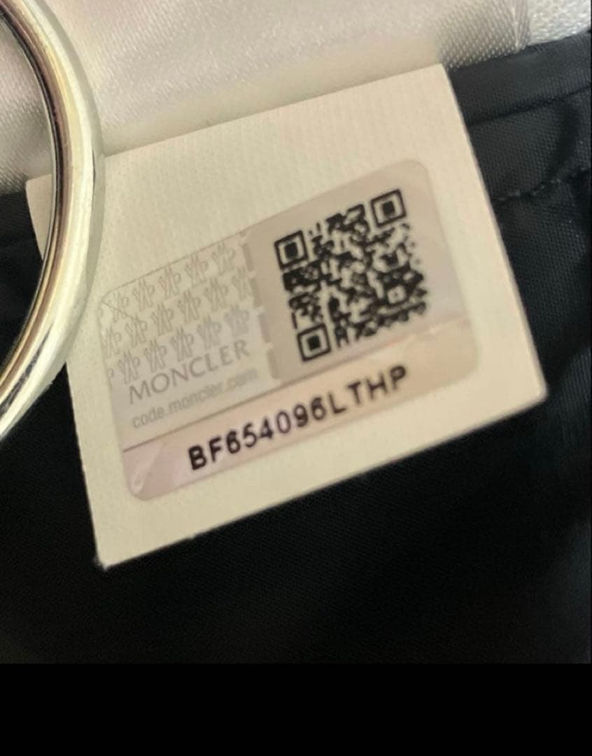 モンクレール　ダウン