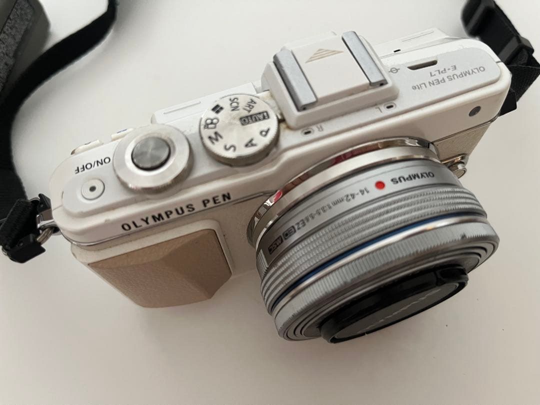 デジタルカメラ OLYMPUS PEN E-PL7