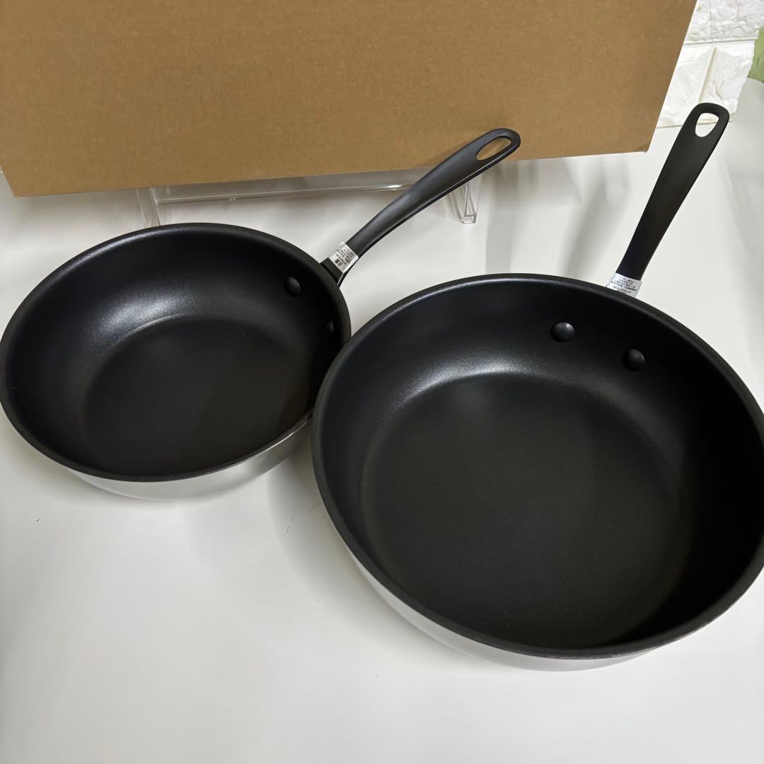 @4 MEYER フライパン　20cm&24cm マイヤー　ジャストフィットパン