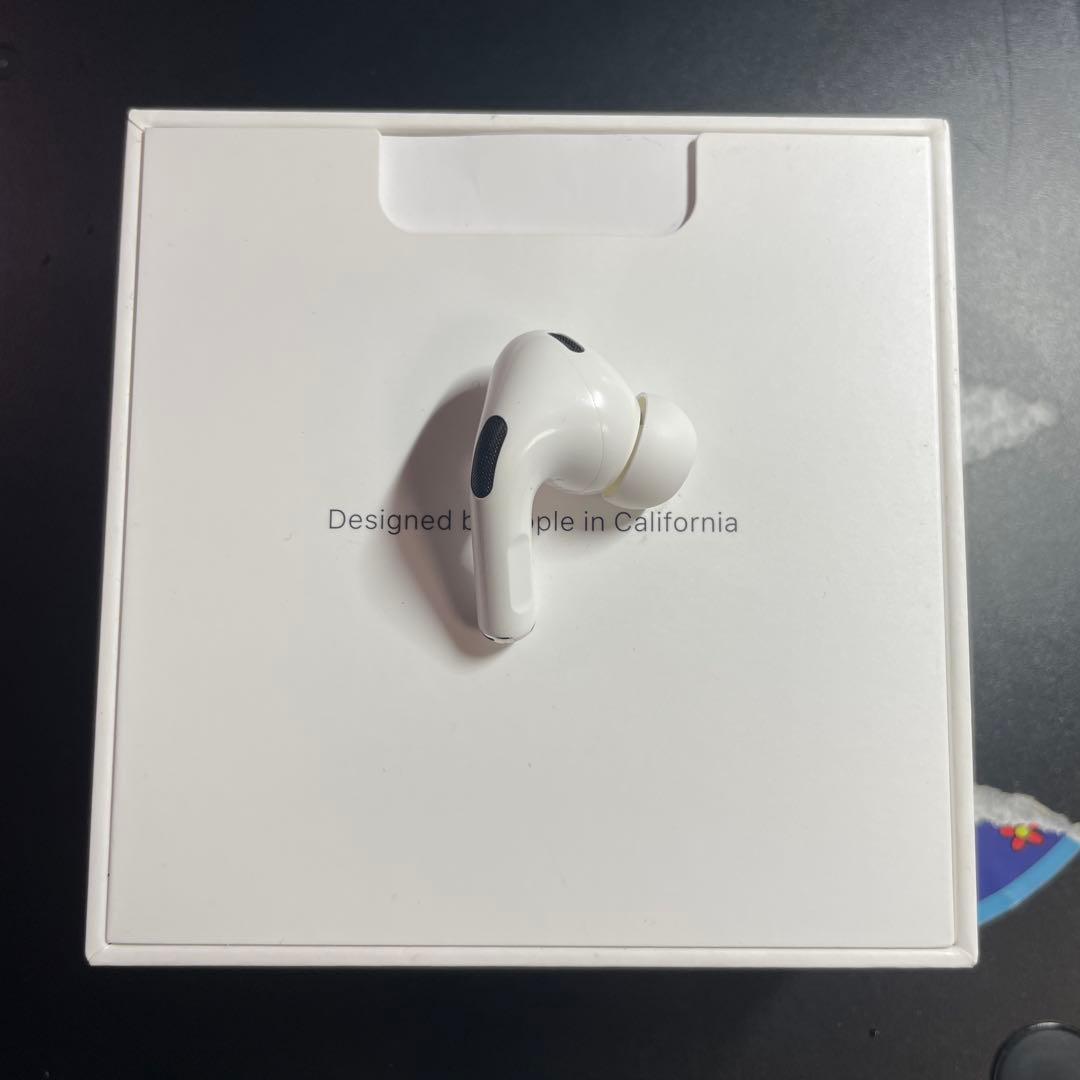 Apple AirPods Pro 第2世代　右耳　右　lightning充電