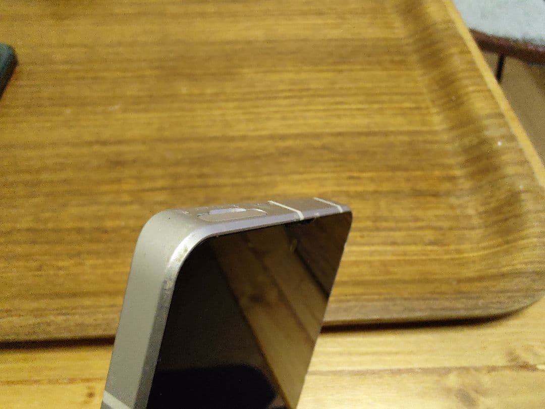 Aquos Sense7 訳あり