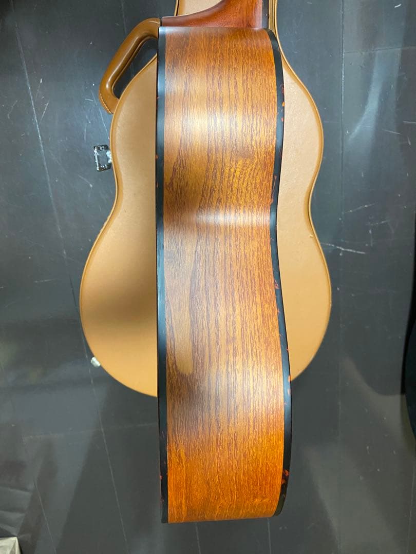 アコースティックギター　k.yairi