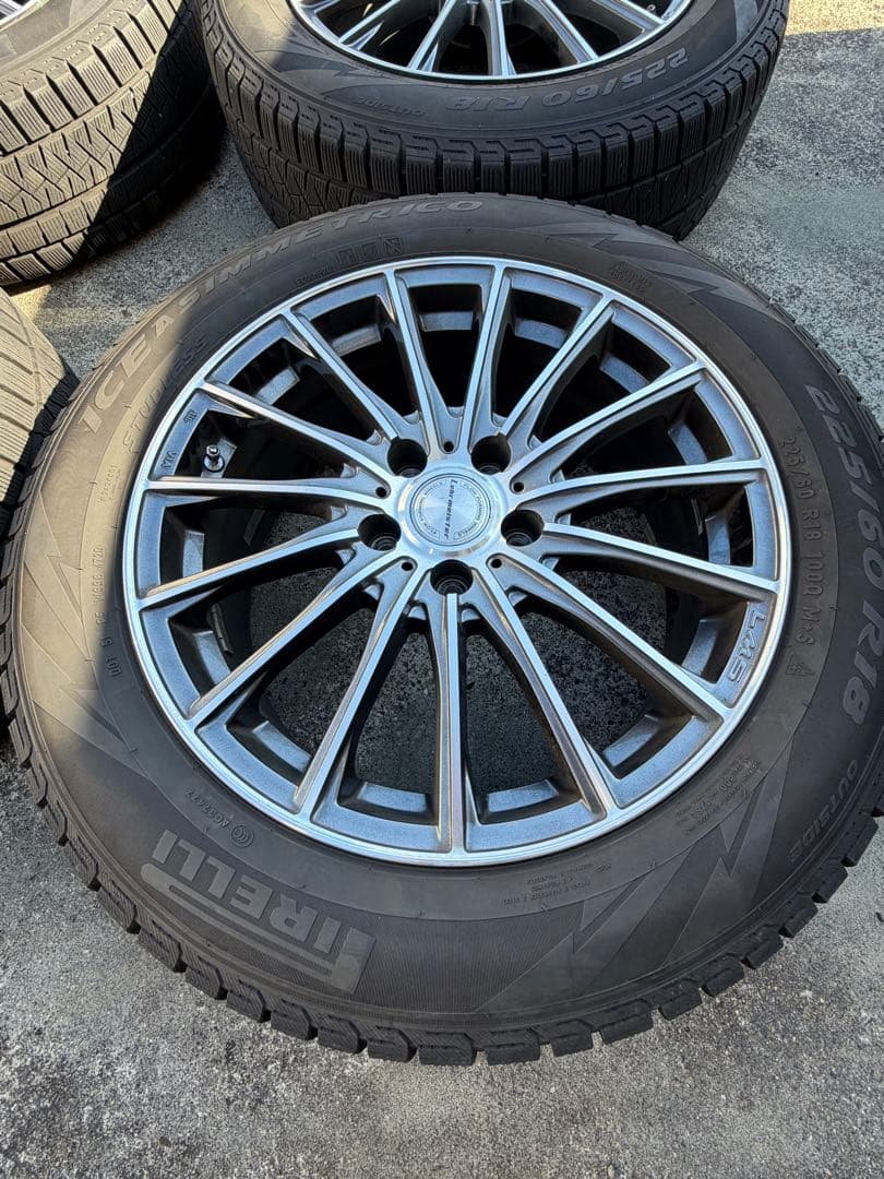 ピレリ 225/60R18 タイヤ・ホイールセット 18インチ　5穴